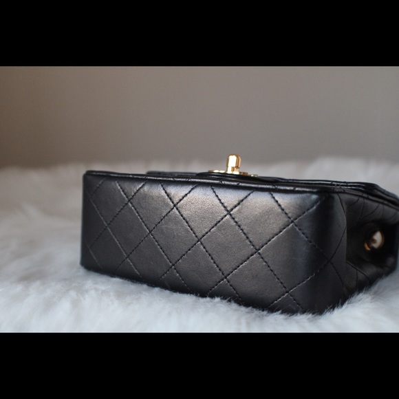❌SOLD❌ Vintage Chanel Mini Square - Picture 13 of 15